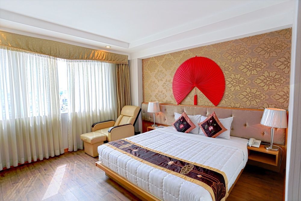 Viet Lotus Saigon Hotel Ho-Chi-Minh-Stadt Exterior foto